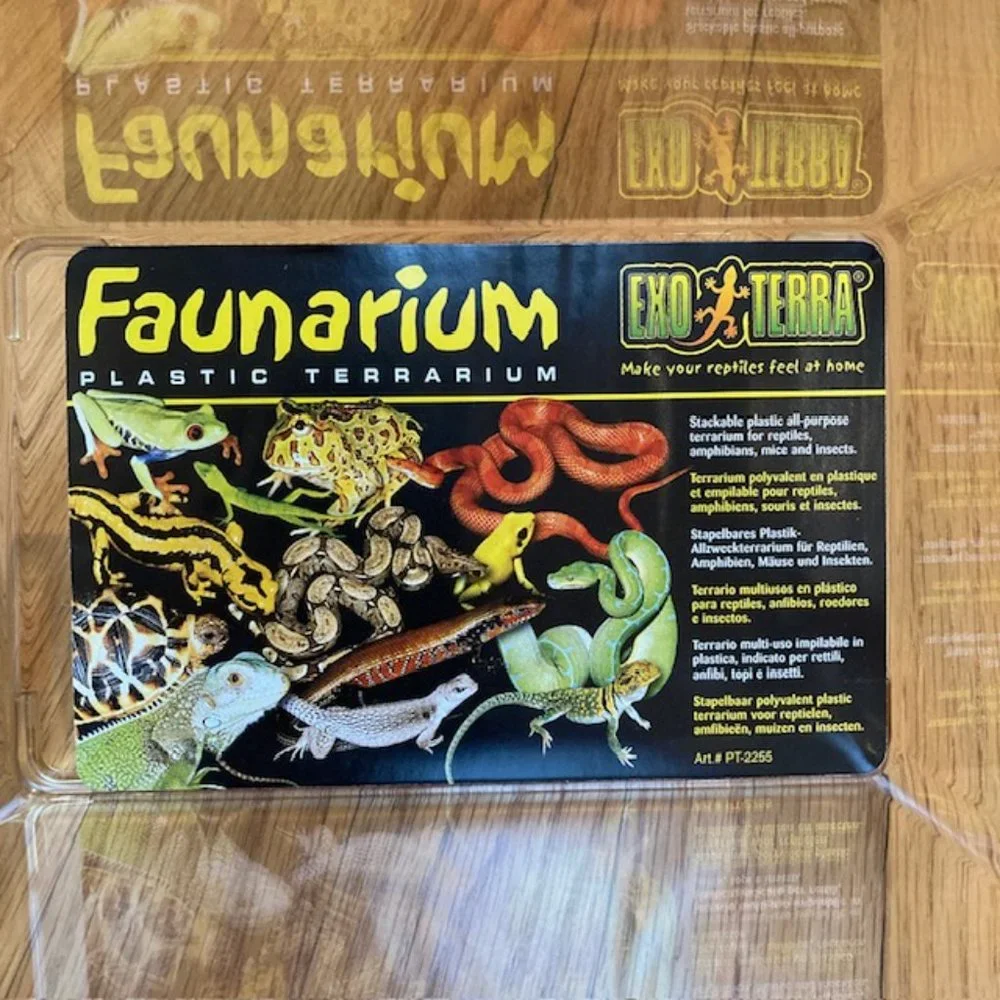 NWT Exo Terra Faunarium Plastic Terrarium